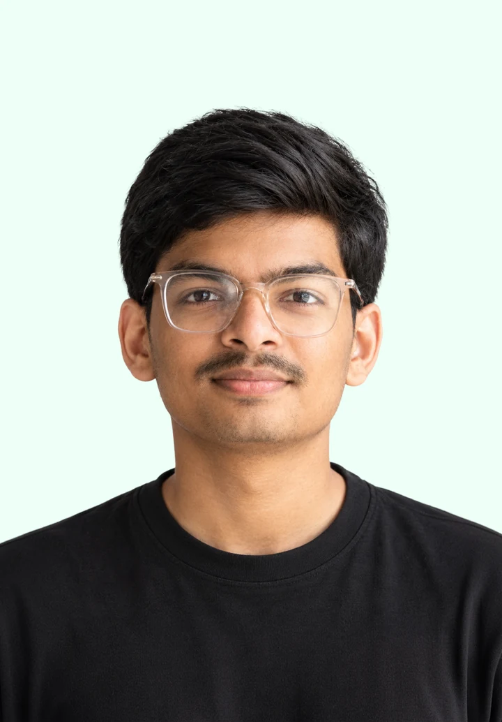 Om, QuriousClick team